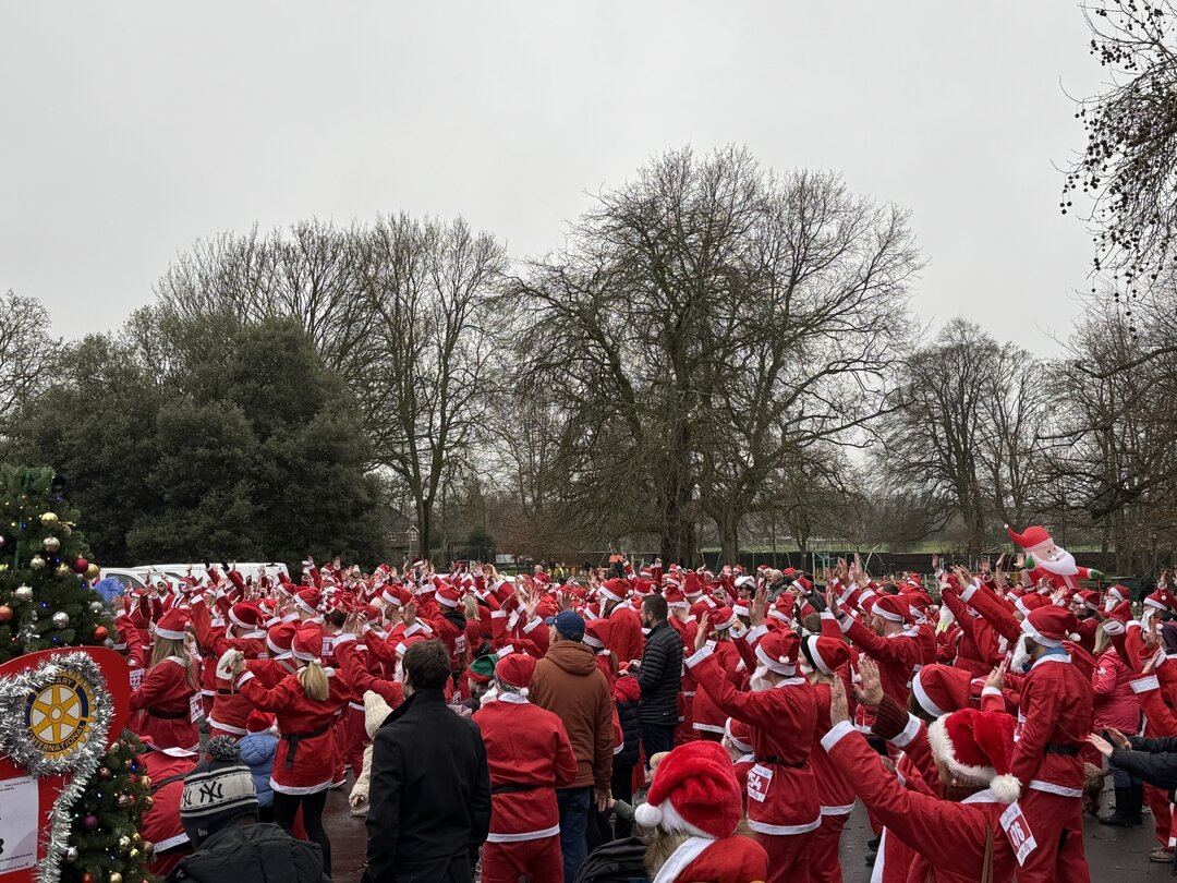Red sea of santas